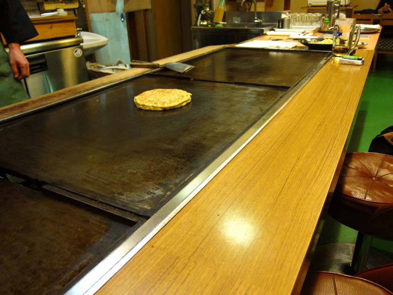 Okonomiyakil - noodle pancake